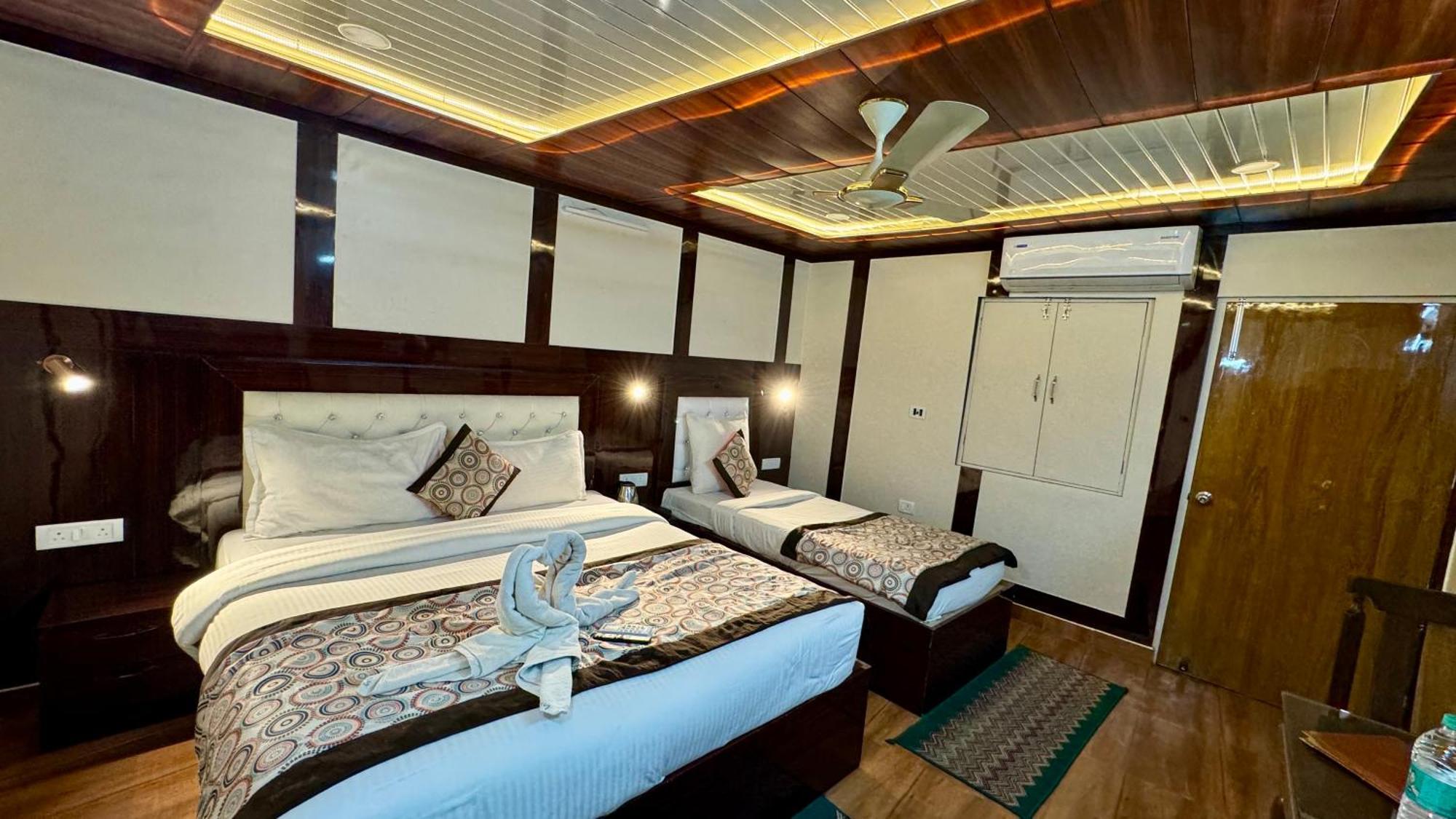 Golden Residency Hotel New Delhi Luaran gambar