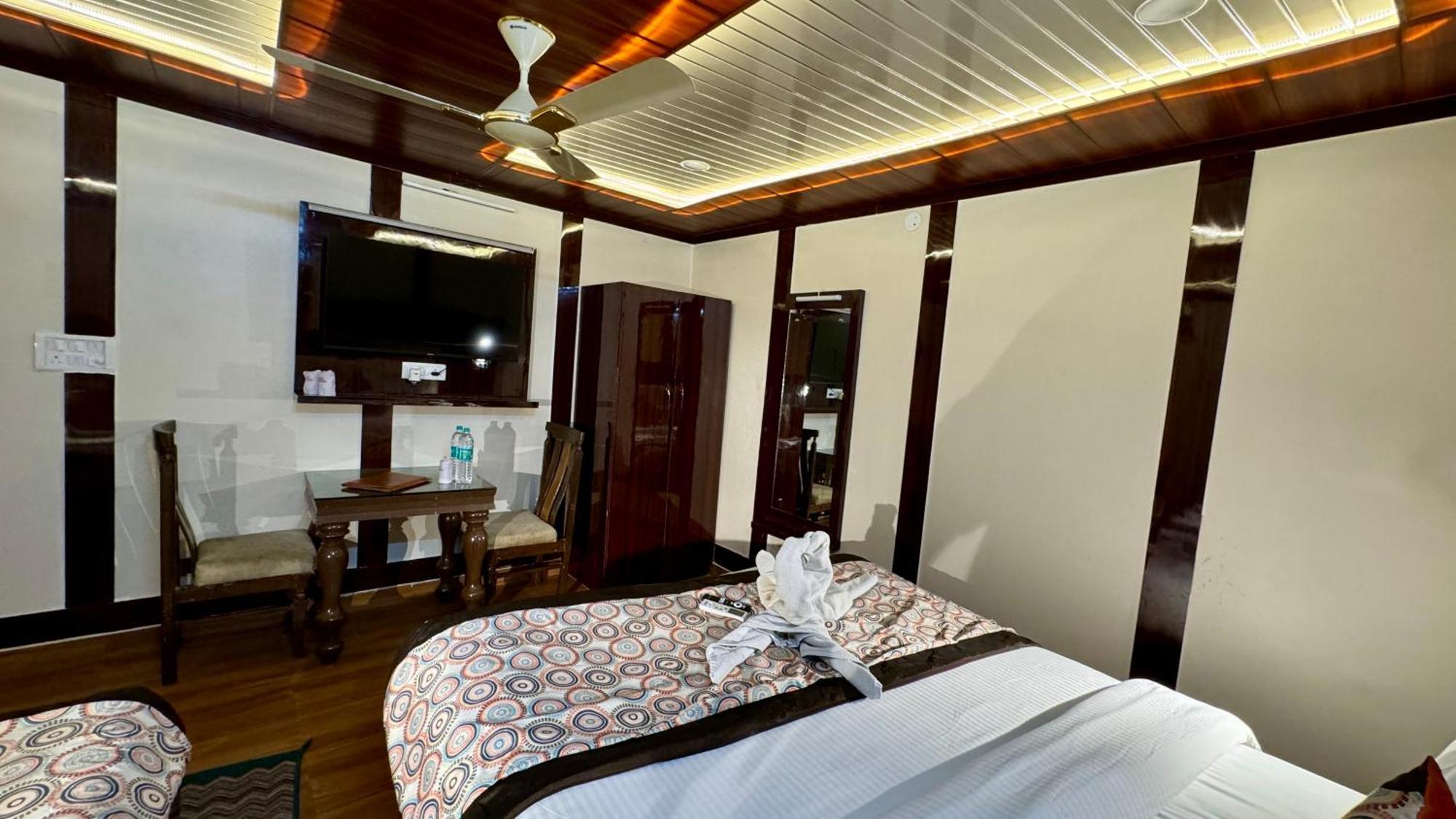 Golden Residency Hotel New Delhi Luaran gambar