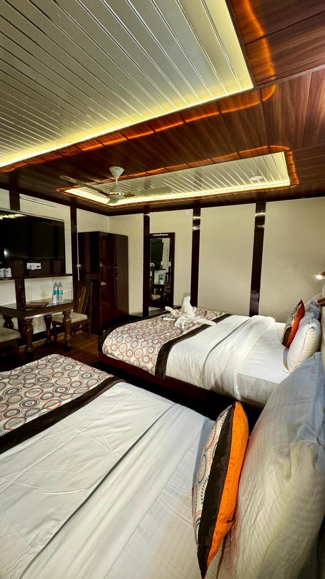 Golden Residency Hotel New Delhi Luaran gambar